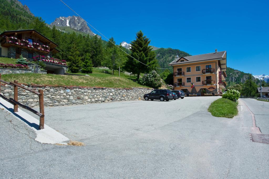 Albergo Valentino Bionaz Exterior foto
